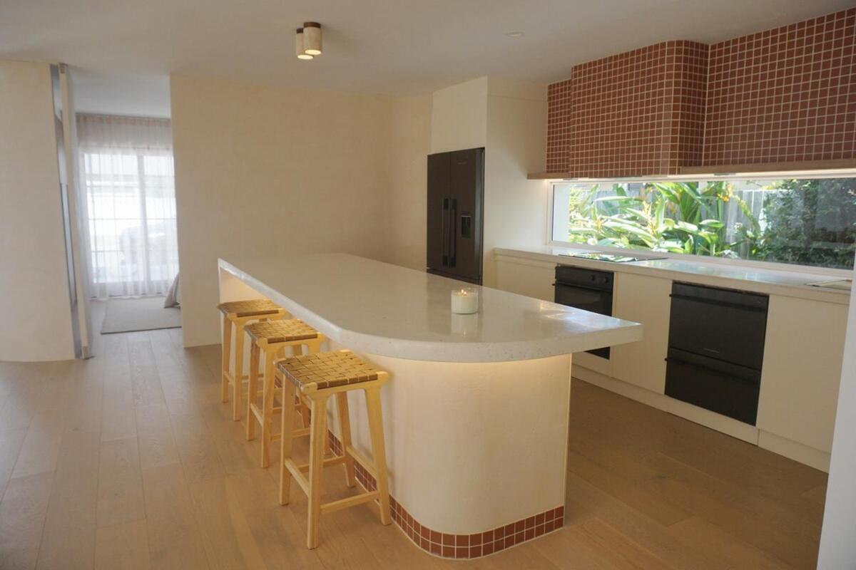 Elegant Near By Surfers Paradise Holiday home Gold Coast