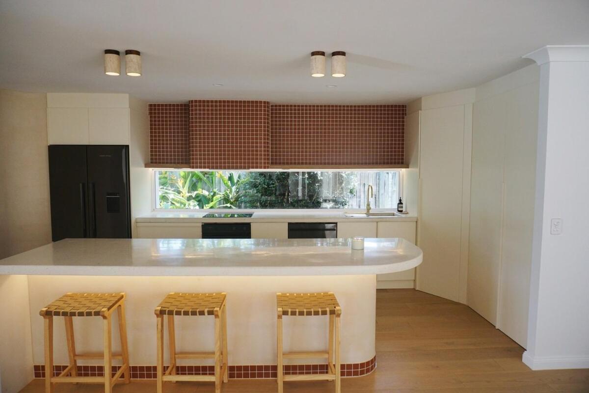 Elegant Near By Surfers Paradise Holiday home Gold Coast
