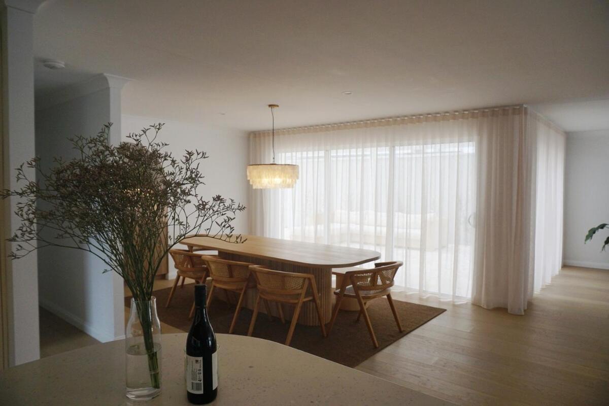 Elegant Near By Surfers Paradise